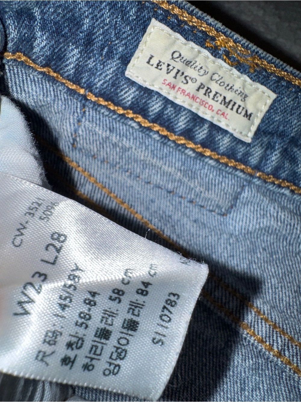 Worn Blue 501 Levi’s Size 23Wx28L - Picture 6 of 9